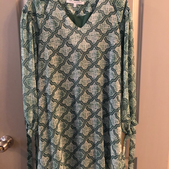 Pattern/Print Shift Dress - Picture 2 of 5